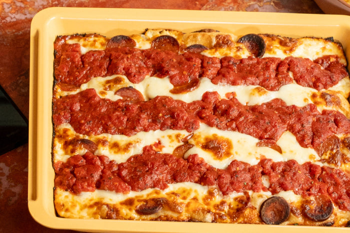 No-Knead Detroit-Style Pan Pizza